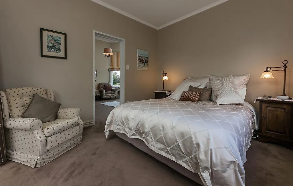 Anglesea House Inn Renwick
