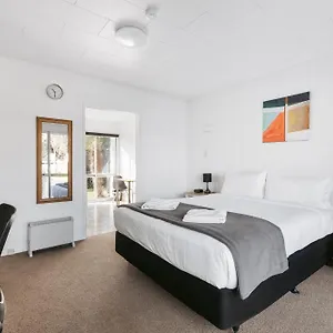 Roselands 4*, Tauranga New Zealand